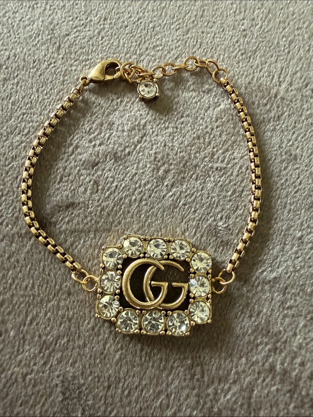 Gucci Gold Tone GG Rhinestone Crystal Link Bracelet